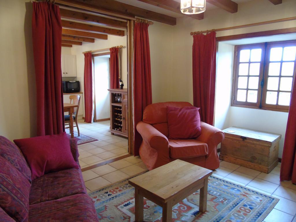 Gite Chez Marot Villa Varaignes Exterior photo