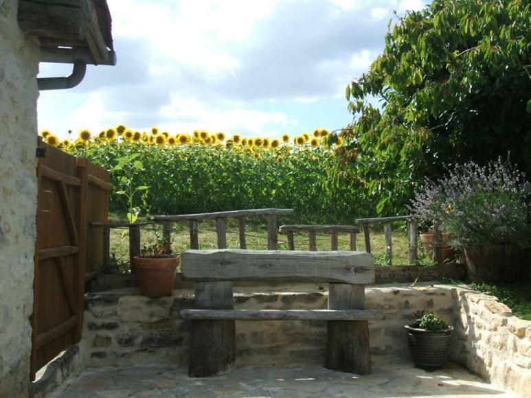 Gite Chez Marot Villa Varaignes Exterior photo